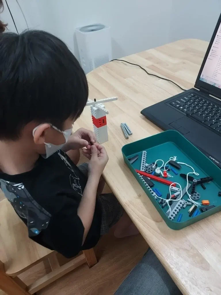 coding-kid-lego